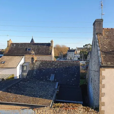 Maison Historique - Cour - Centre-ville -plage 10 Mn